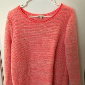 Gap sweater